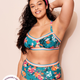 Image for article titled Help Julianne Find a Pandemic Bod-Friendly Swimsuit